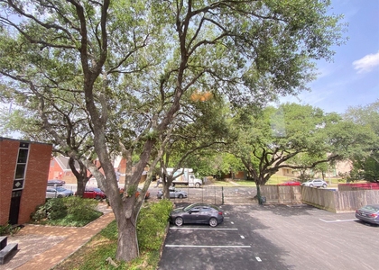 1112 Lawrence Street - Photo 1