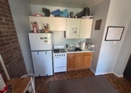 512 Ivy St - Photo 1