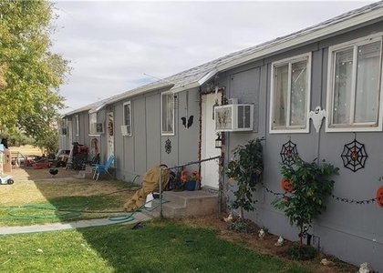 180 N Jones Street - Photo 1