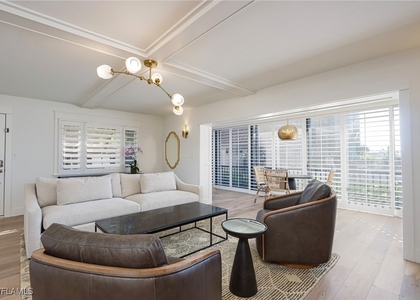222 Harbour Drive - Photo 1