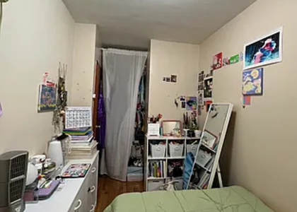 455 West 48th Street - Photo 1