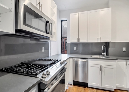 West 45th Street - Photo 1