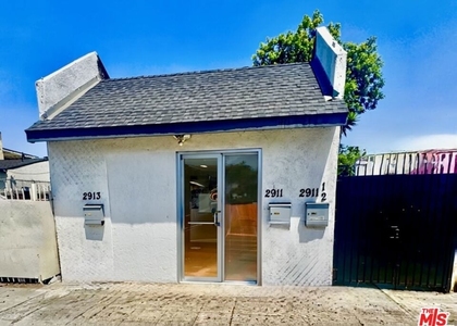 2911 W Florence Avenue - Photo 1