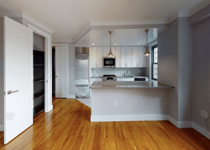 Central Park West - Photo 1