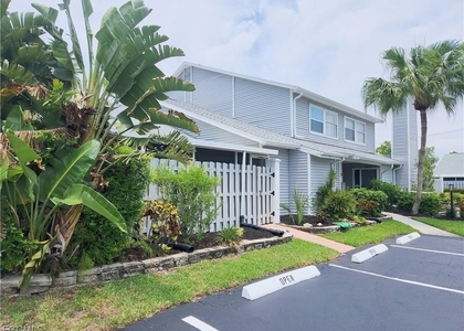 6226 Timberwood Circle - Photo 1