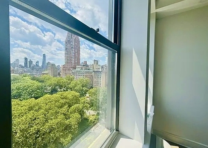 45 West 81st Street - Photo 1