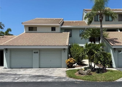 600 Carriage House Lane - Photo 1
