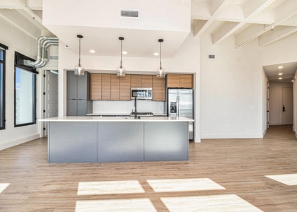 1801 Smith Street - Photo 1
