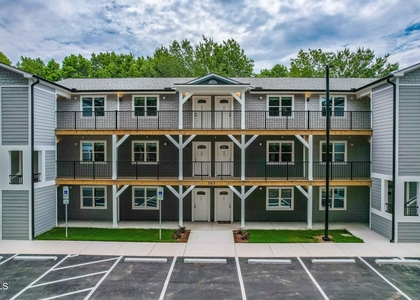 303 Linwood - Photo 1