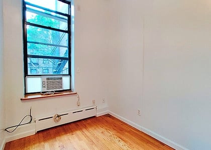 14 St Marks Place - Photo 1