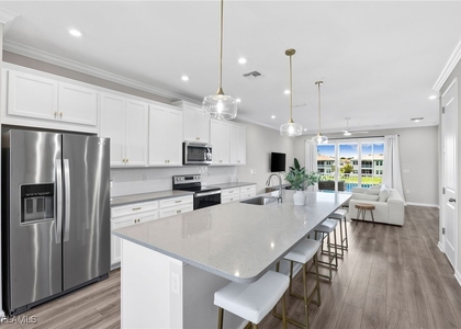 4607 Arboretum Circle - Photo 1
