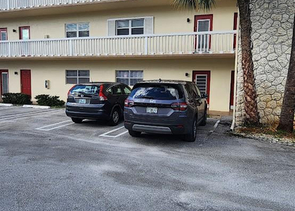 4411 Nw 16 - Photo 1