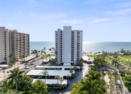 4005 Gulf Shore Boulevard N - Photo 1
