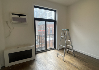 425 East 80th Street - Photo 1