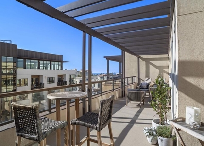 301 Mission Avenue - Photo 1