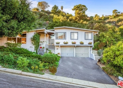 2436 Arbutus Drive - Photo 1