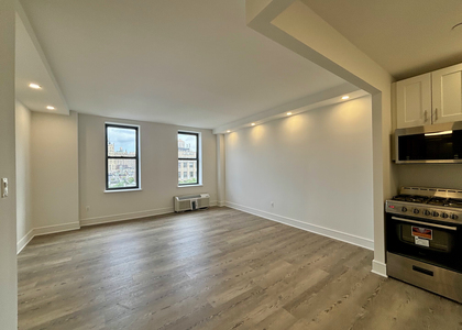 45 West 81st Street - Photo 1