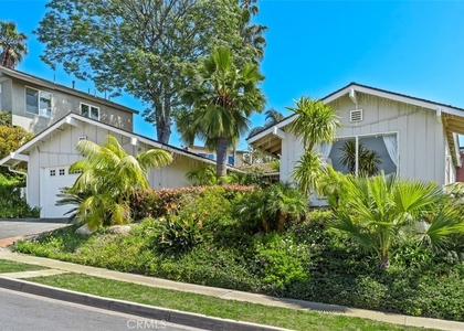 3068 Zell Drive - Photo 1