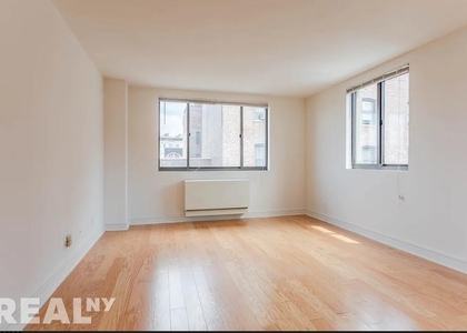 W 96th St - Photo 1