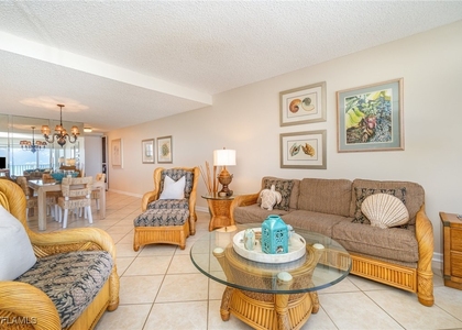 3443 Gulf Shore Boulevard N - Photo 1