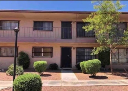 615 S Royal Crest Circle - Photo 1