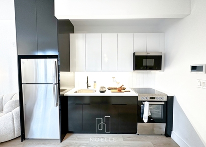 1042 President Street - Photo 1