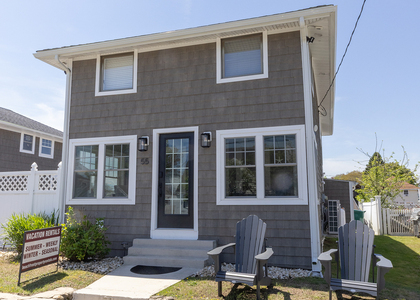 55 Swan Avenue - Photo 1