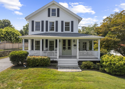 22 School St (mystic) - Photo 1
