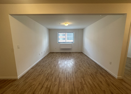 31-72 31st Street - Photo 1