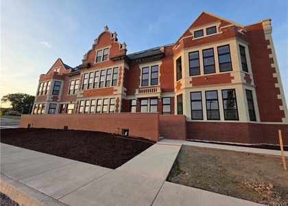 100 Buckley Road - Photo 1