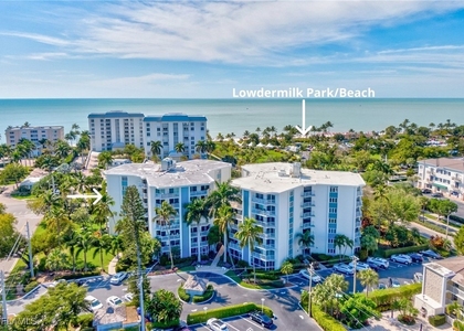 1300 Gulf Shore Boulevard N - Photo 1