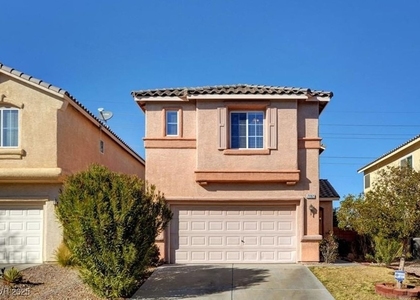 7192 Shimmering Avenue - Photo 1