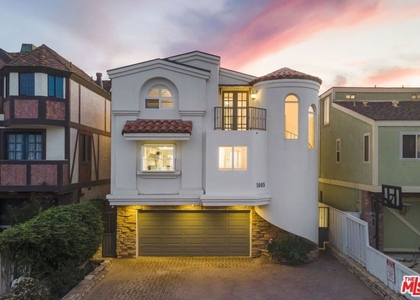 1005 Ocean Drive - Photo 1