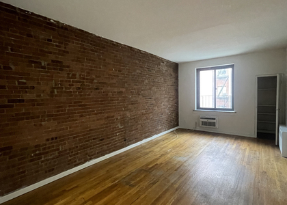 425 East 80th Street - Photo 1