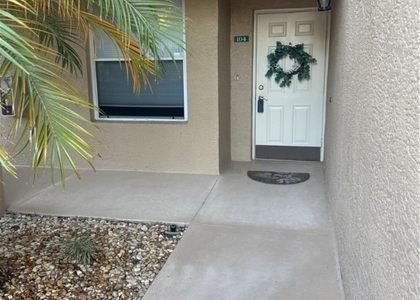 6670 Huntington Lakes Circle - Photo 1