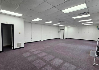 4638 Se 29th Street - Photo 1