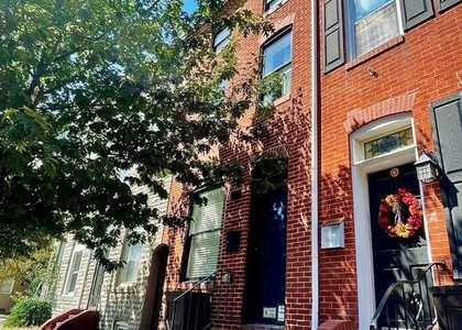 1904 Bank Street - Photo 1