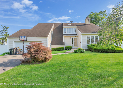 45 Roslyn Court - Photo 1