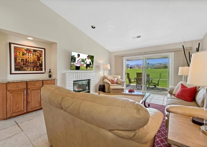 259 Vista Royale Circle W - Photo 1