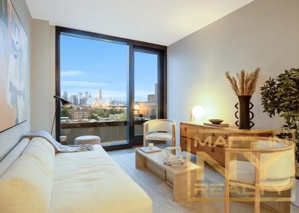 52nd St - Photo 1