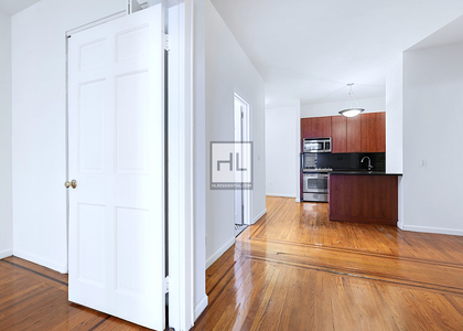 Madison Avenue - Photo 1