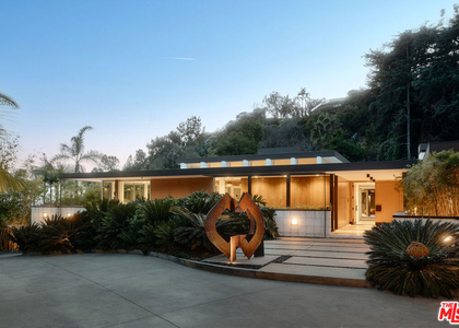 1061 Loma Vista Drive - Photo 1