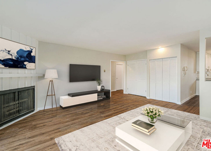 1342 Harvard Street - Photo 1