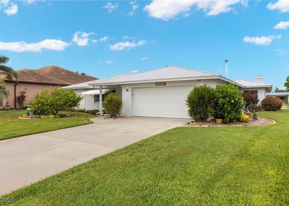 5240 Sw 2nd Place - Photo 1