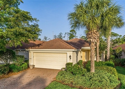 10082 Oakhurst Way - Photo 1