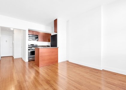 West 49th Street - Photo 1