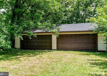 110 Weston Avenue - Photo 1