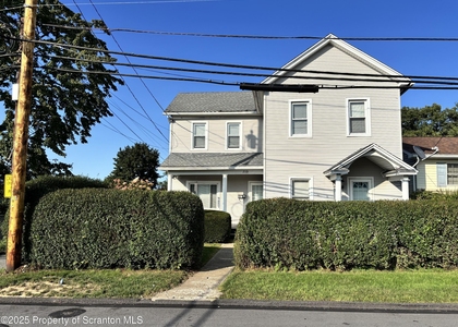 719 Saginaw Street - Photo 1