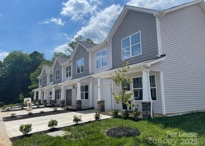 145 Monroe Creek Boulevard - Photo 1