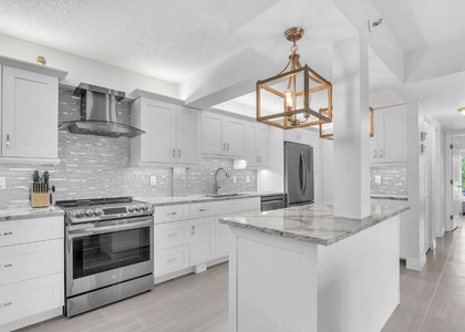 4444 Ne Ocean Boulevard - Photo 1